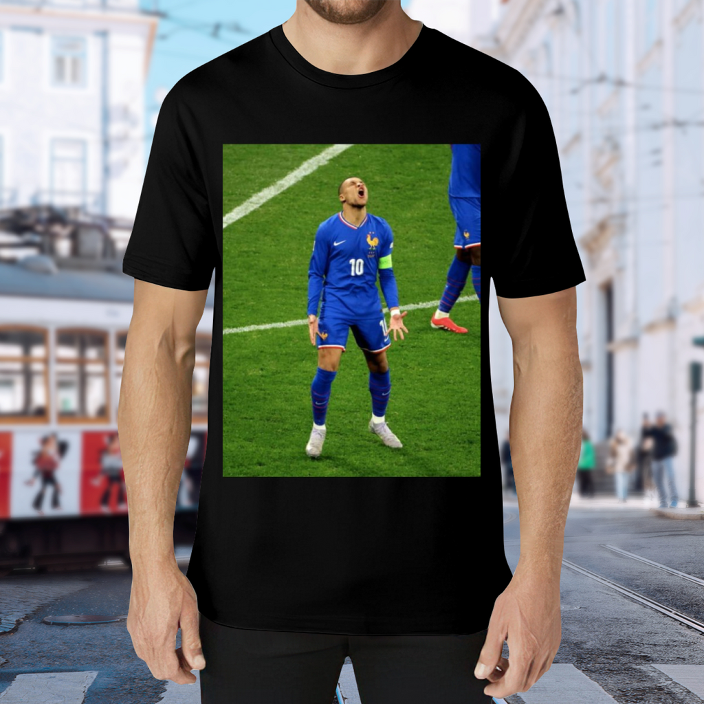 Football Action Champions Tee Celebrate Soccer¡¯s Greatest Moments