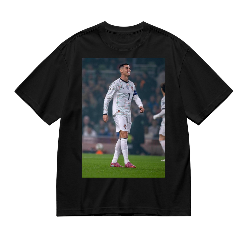 Striker¡¯s Victory Tee Perfect for Passionate Soccer Fans