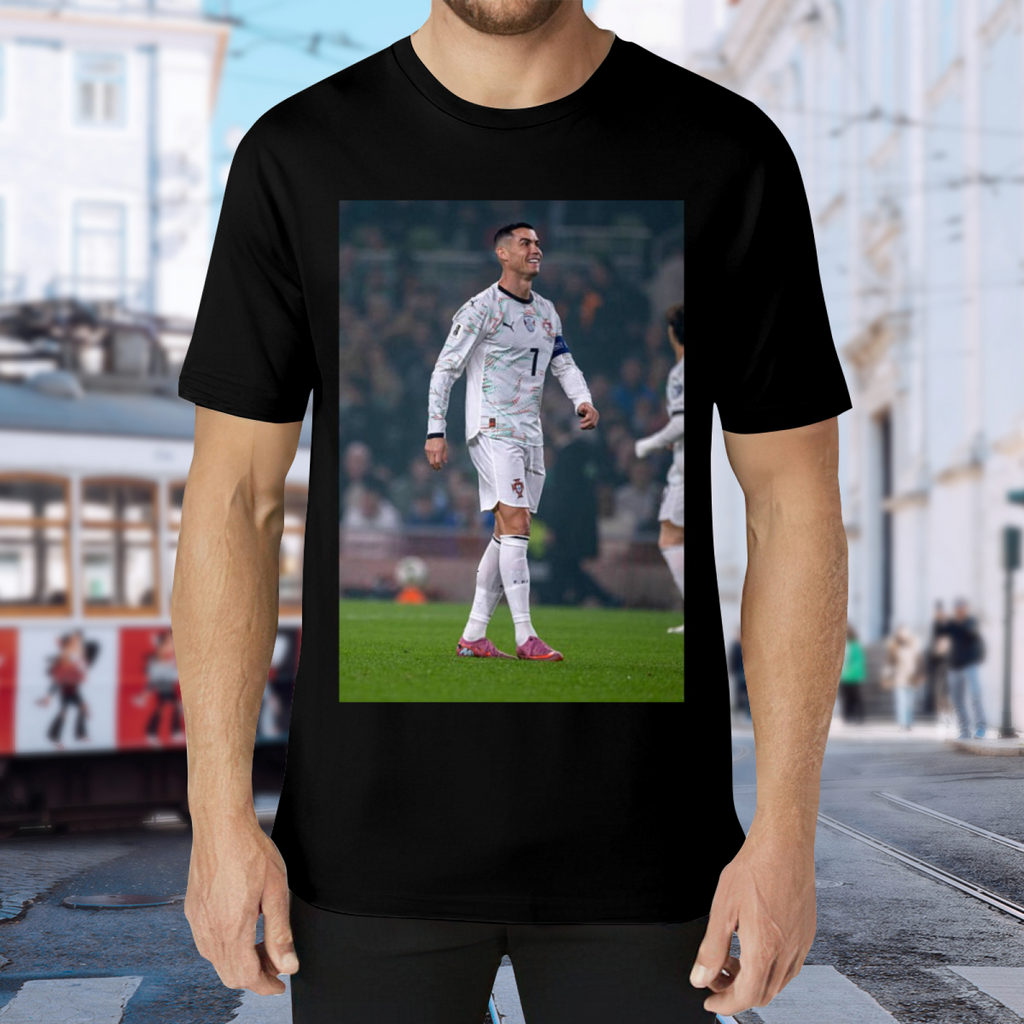 Striker¡¯s Victory Tee Perfect for Passionate Soccer Fans