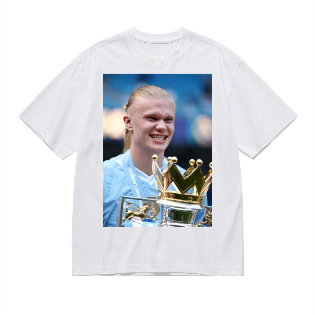 Football Striker Action Tee Represent Soccer¡¯s Top Moments