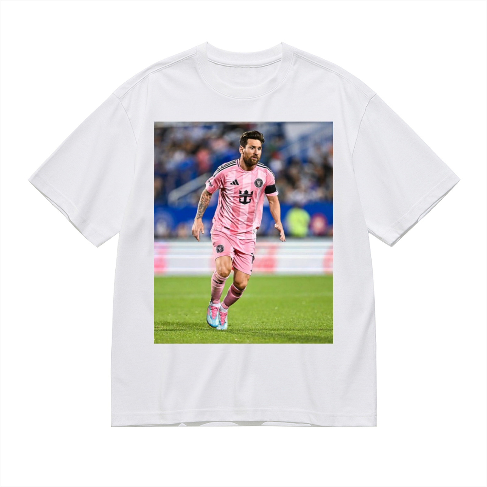 Iconic Football Tribute Tee For Fans Who Love the Game