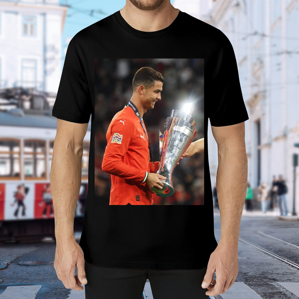 Iconic Football Design Tee ¨C Show Your Love for the Sport