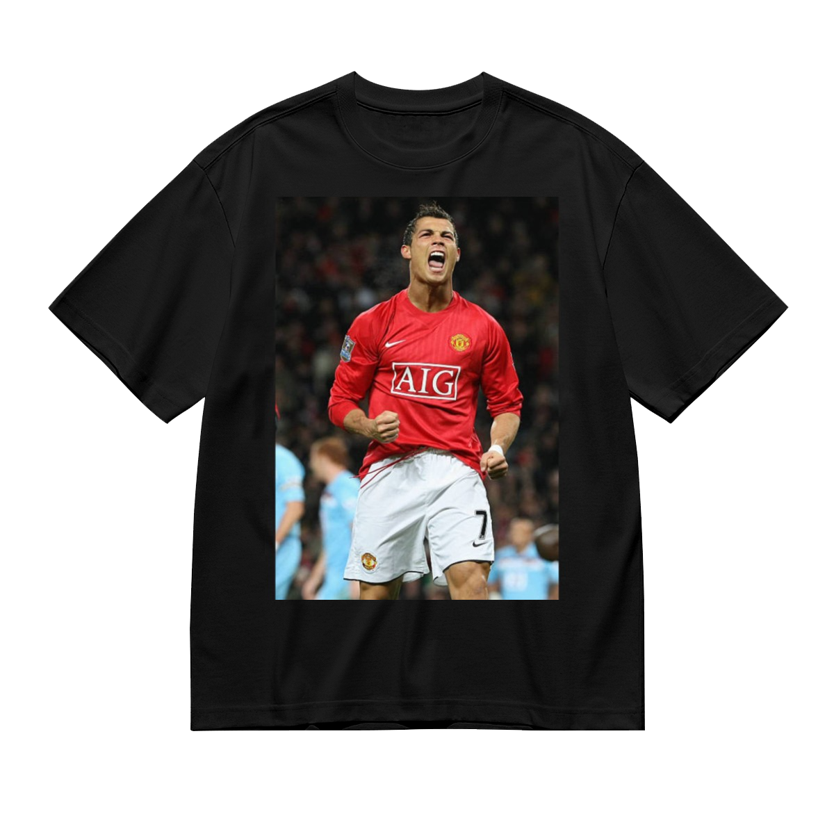 Striking Soccer Graphic T-Shirt ¨C Celebrate Football¡¯s Best Moments