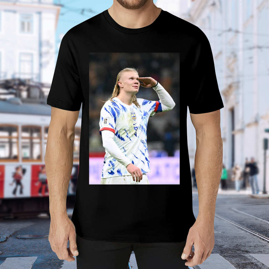 Striker¡¯s Glory Tee Represent the Power of Football