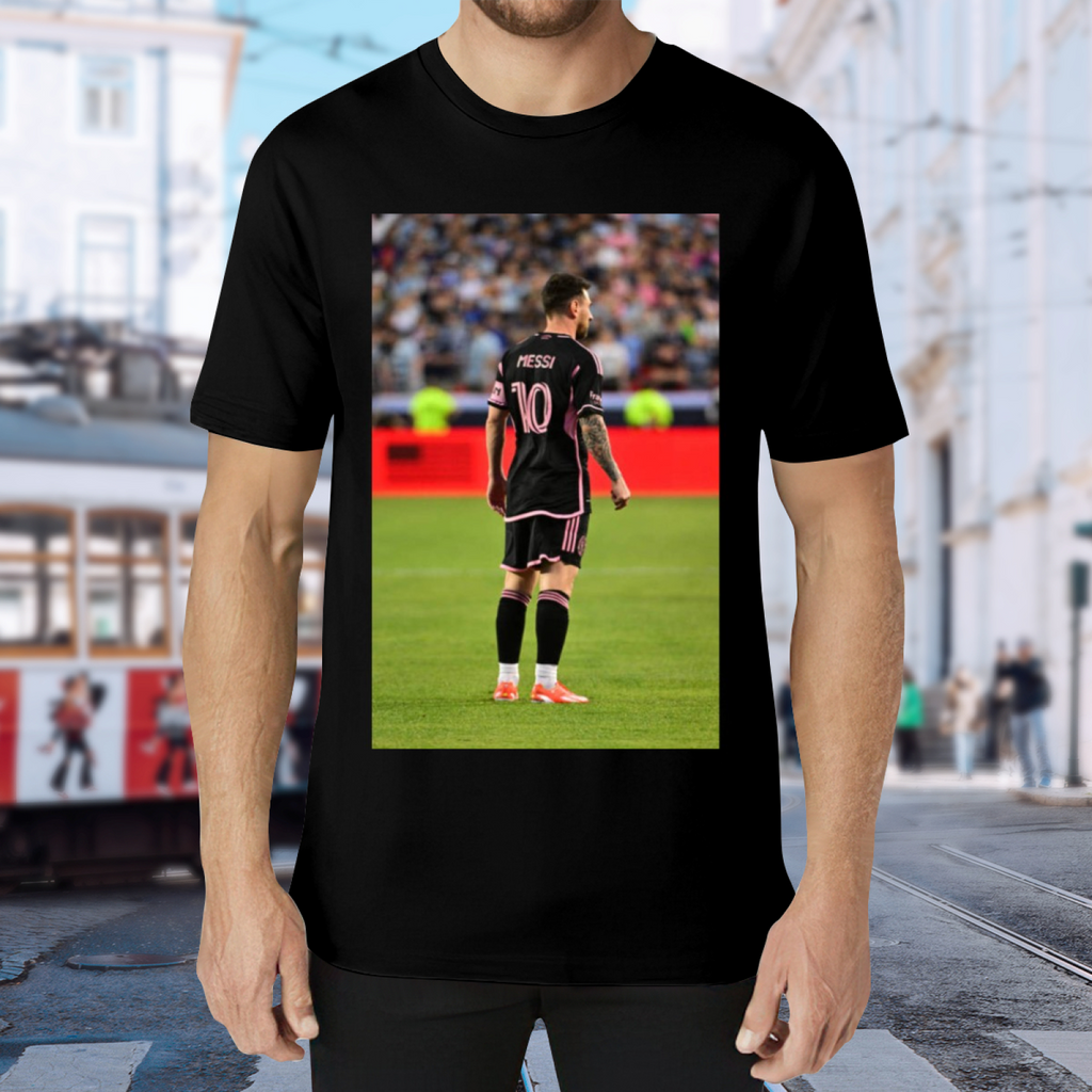 Striking Soccer Graphic T-Shirt Celebrate Football¡¯s Best Moments