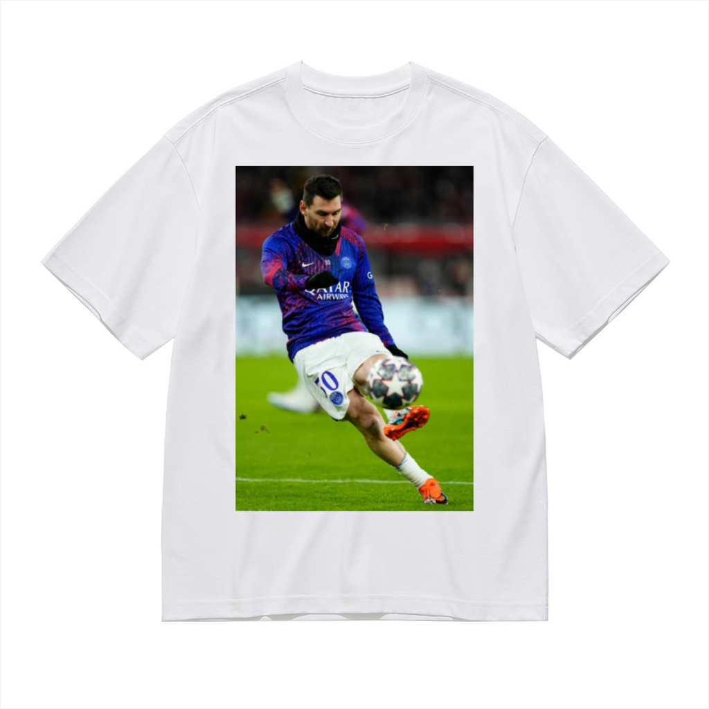 Football Legend-Inspired Tee For Fans Who Appreciate Greatness