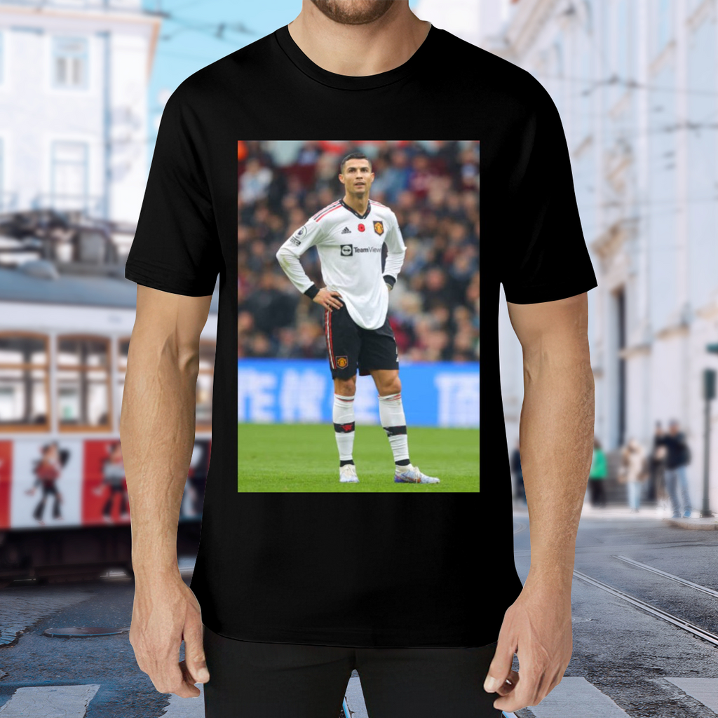 Dynamic Soccer Style Tee ¨C Perfect for Football Enthusiasts